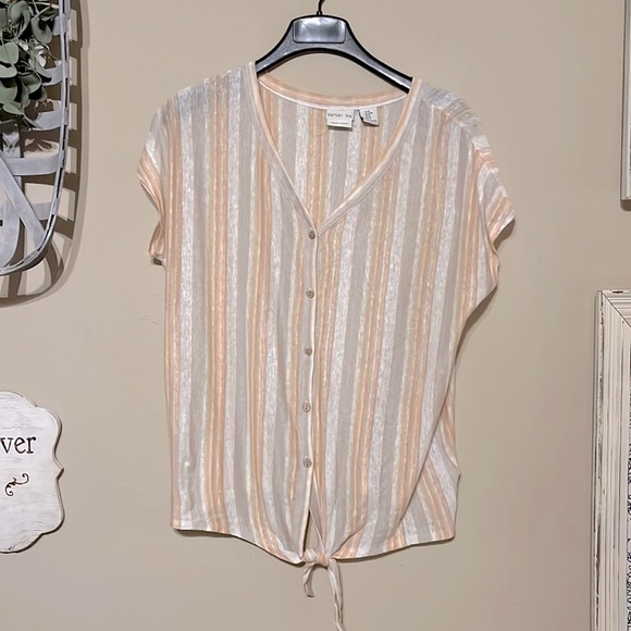 Rachel Zoe 100% Linen Button Down Striped Blouse. Size M. - Picture 2 of 7